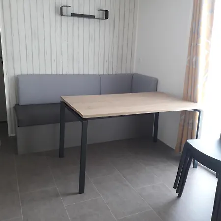 Camping De Brouel Ambon