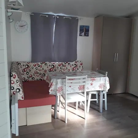 Camping De Brouel 3*